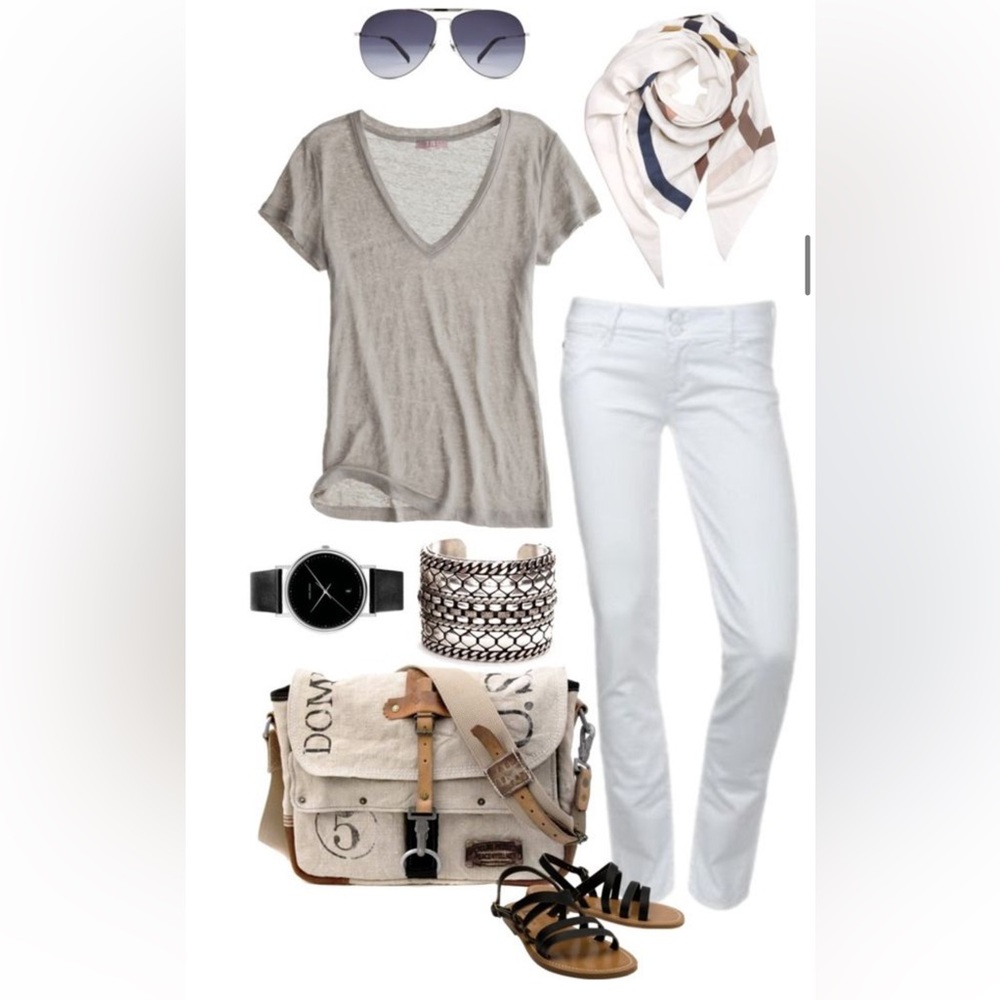 Styling White Pants Tips for Women‎ over 40- Closet Sign - Picture 8 of 13